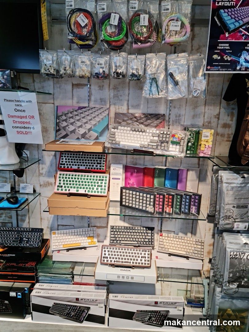 Computer Keyboards and Accessories Display