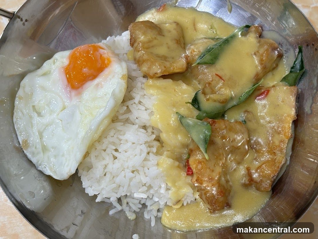 Curry Chicken Rice with Fried Egg