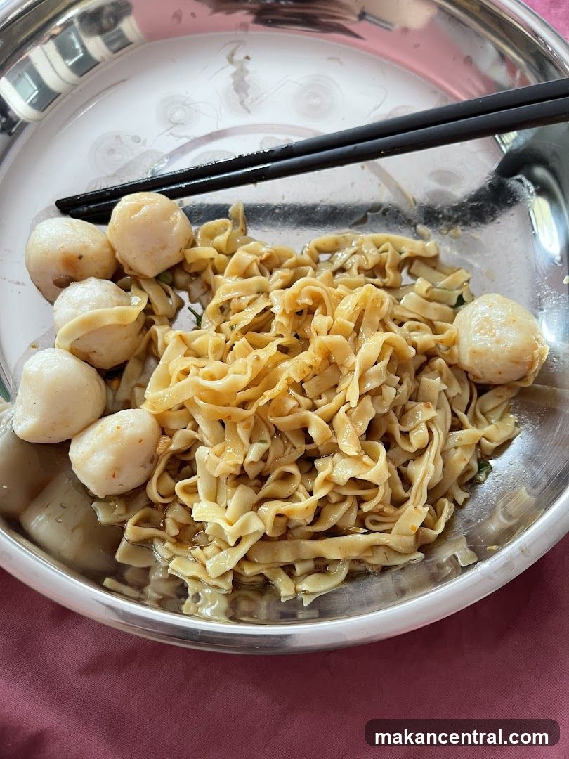 Noodles with Fish Balls