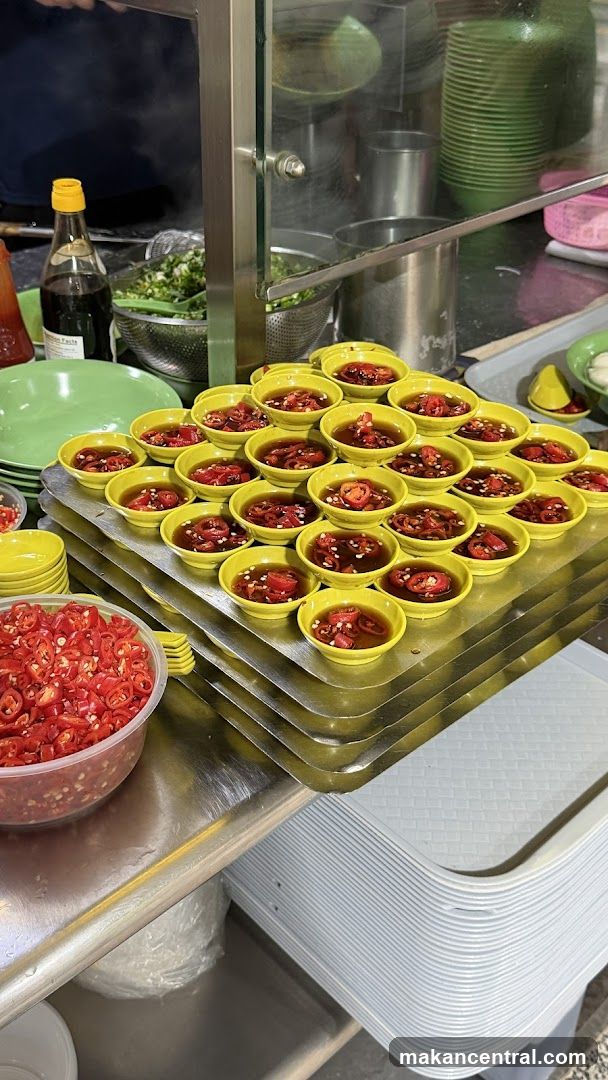 Condiments Display