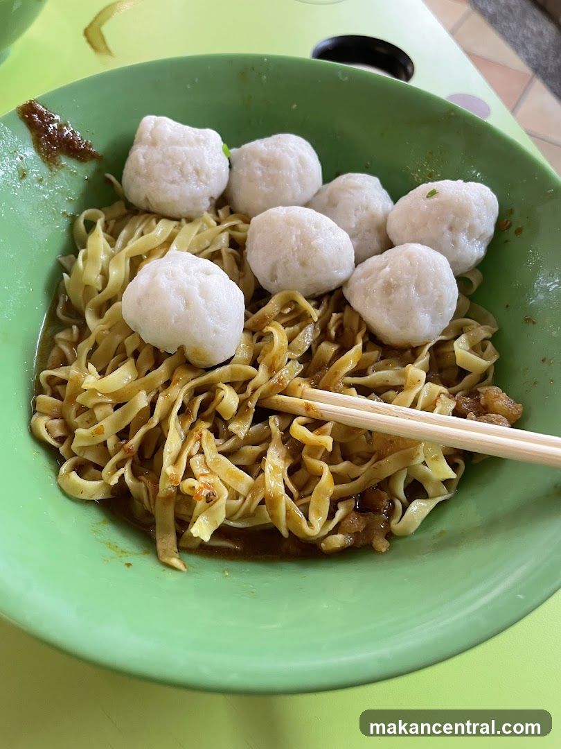 Noodles with Fish Balls