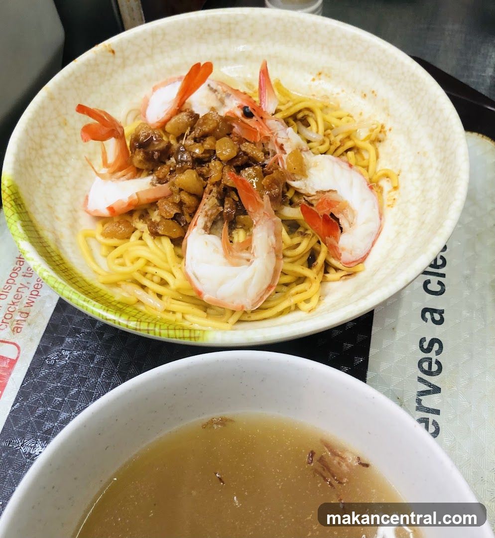 Shrimp Noodles with Soup