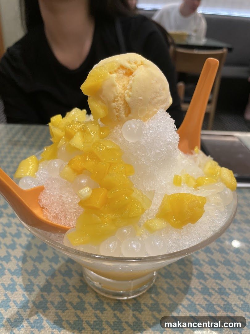 Mango Shaved Ice with Ice Cream