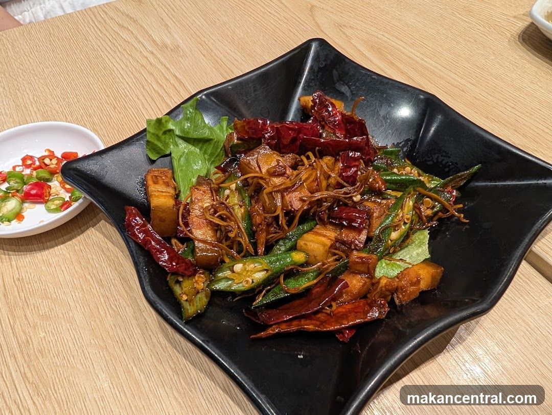 Spicy Stir-Fried Dish