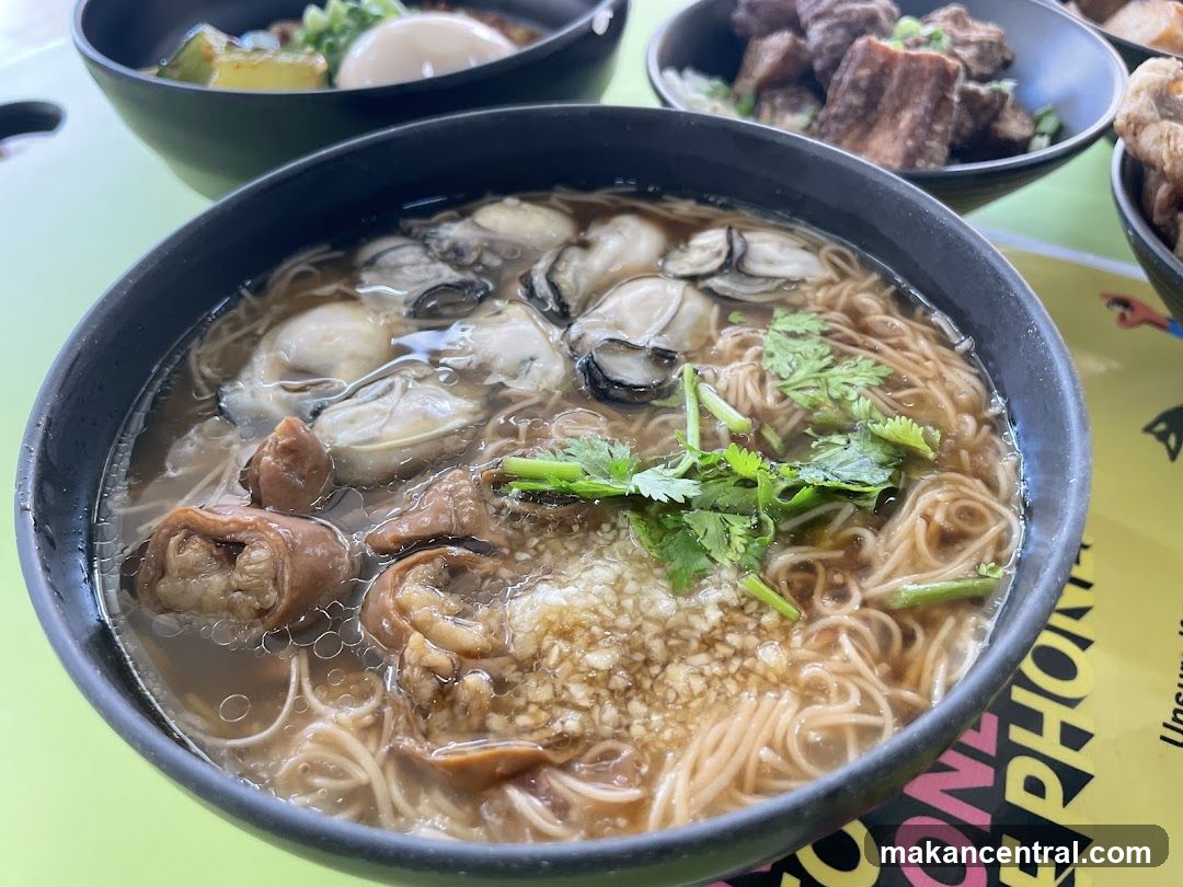 Oyster and Intestine Noodle Soup