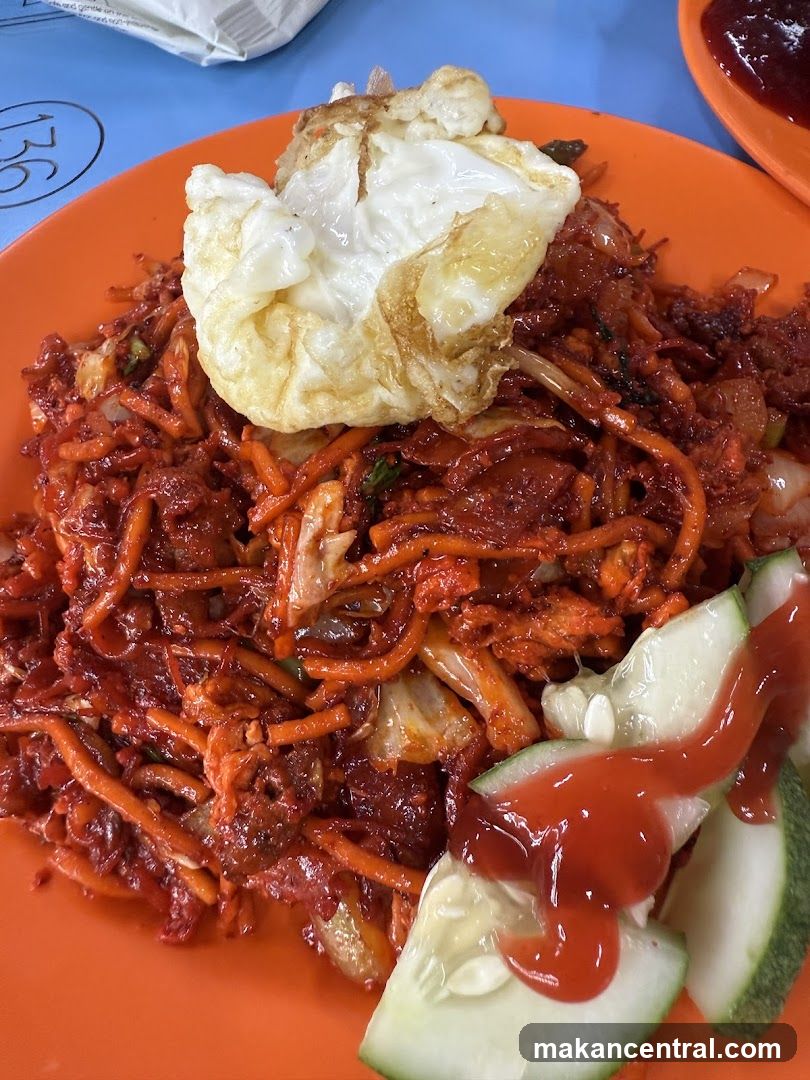 Fried Noodles with Egg and Cucumber