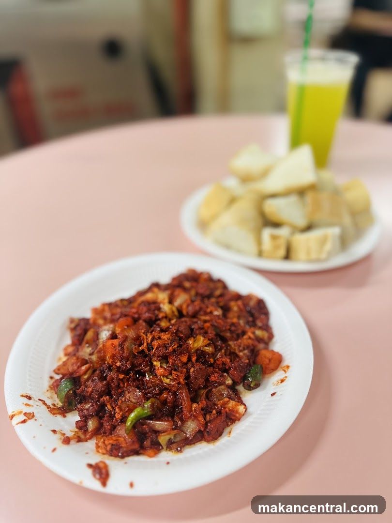 Spicy Stir-fry with Bread and Drink