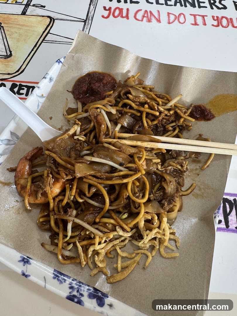 Stir-fried noodles with shrimp