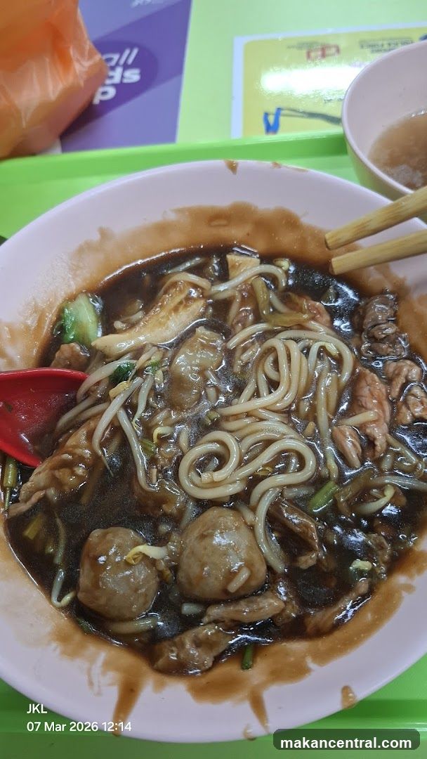 Noodle Soup with Meatballs