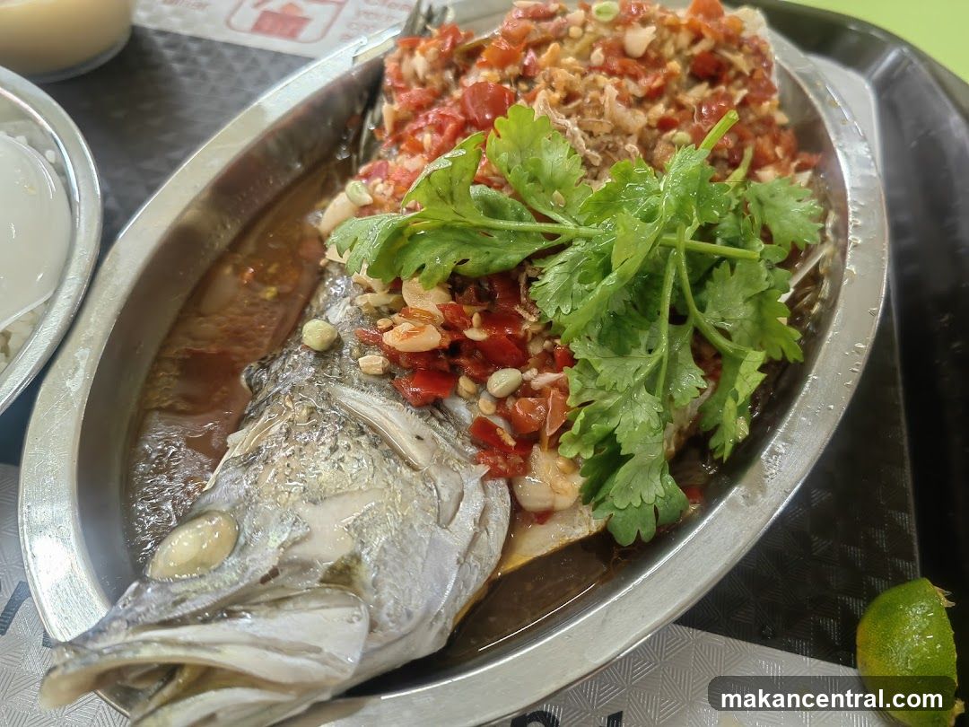 Steamed Fish with Chili and Garlic