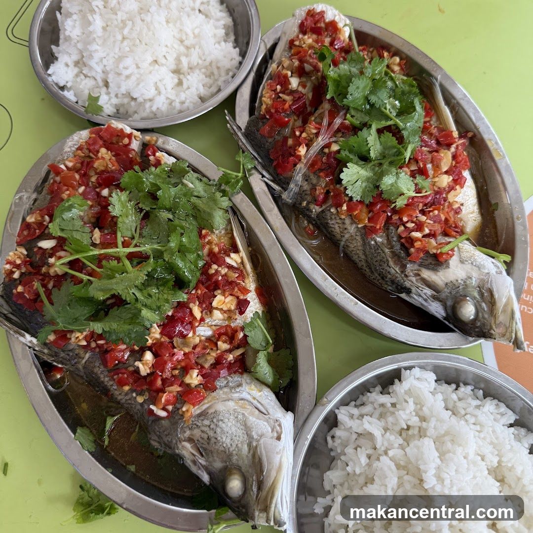 Steamed Fish with Chili and Garlic