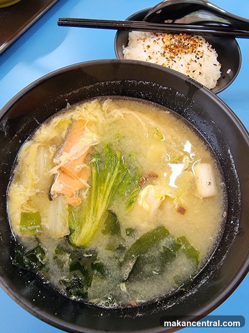 Salmon by Hinoyama