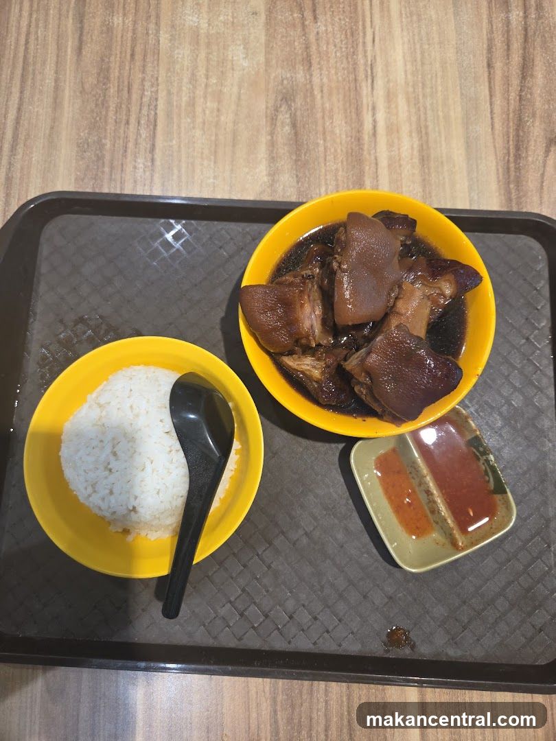 Braised Pork Trotters with Rice