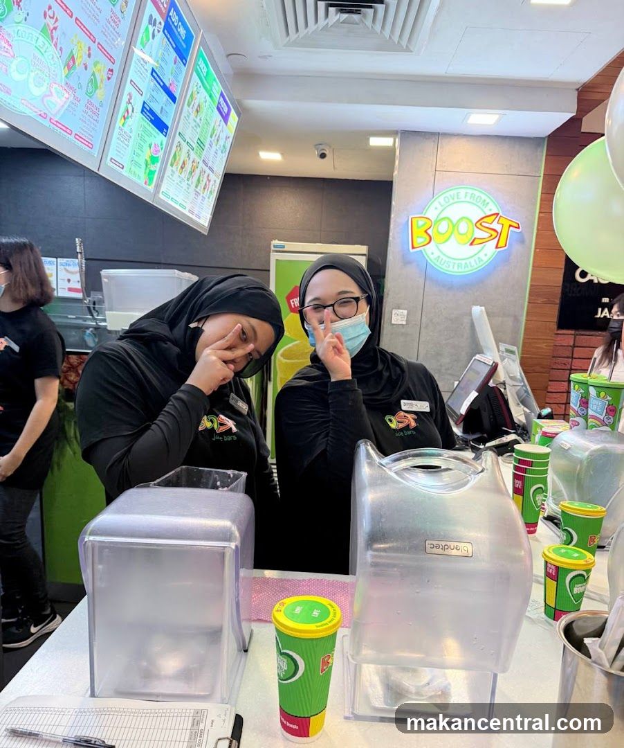 Juice Bar Employees