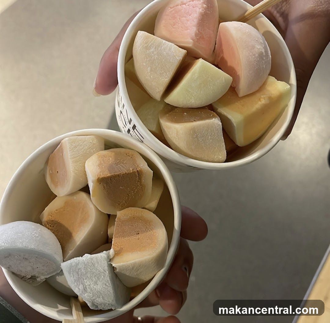 Two cups of mochi