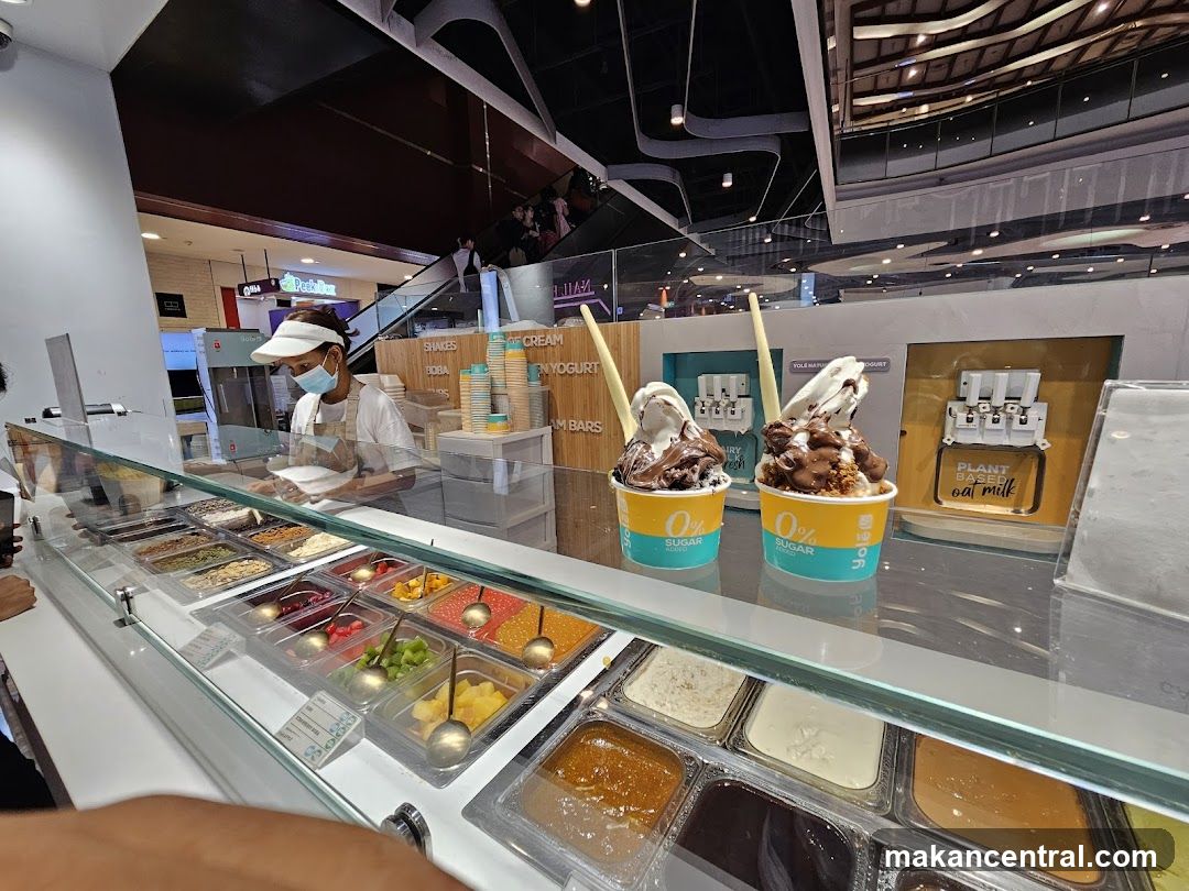Dessert Shop Counter