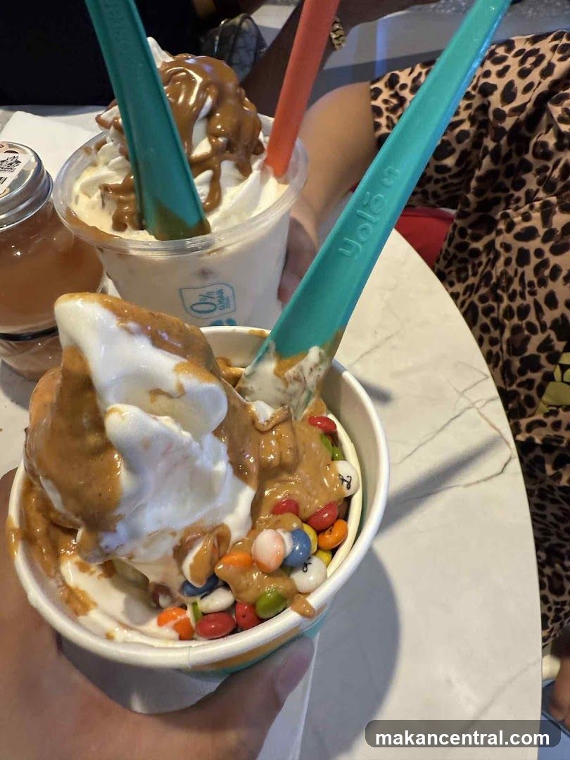 Frozen Yogurt with Toppings