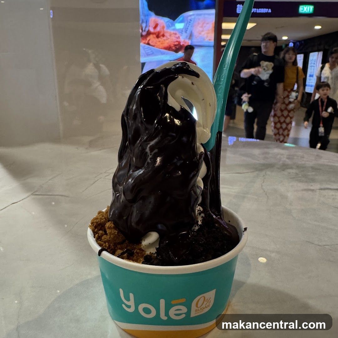 Yole Frozen Yogurt with Chocolate Topping