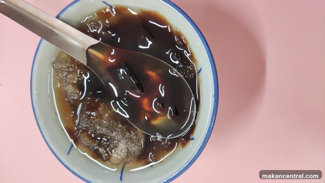 Grass Jelly with Ice