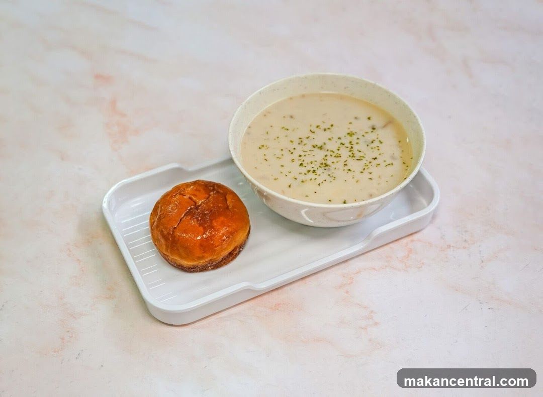 Creamy Mushroom Soup with a Bun