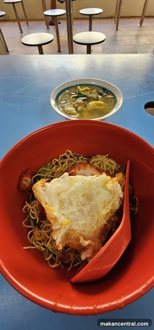 Noodles with Fried Egg and Soup
