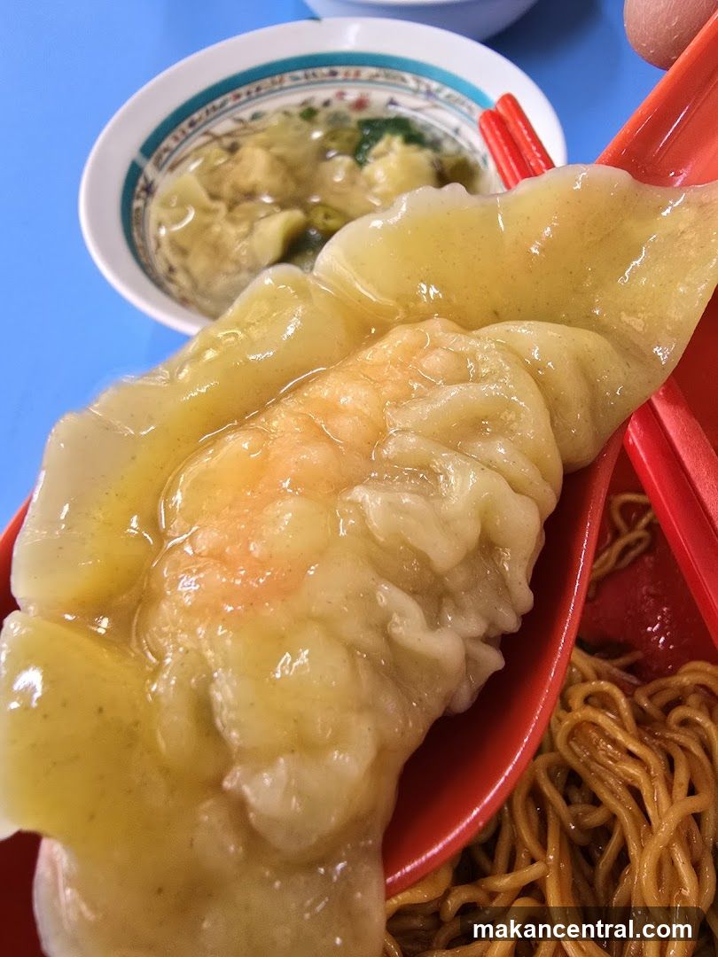 Shrimp Dumplings with Noodles