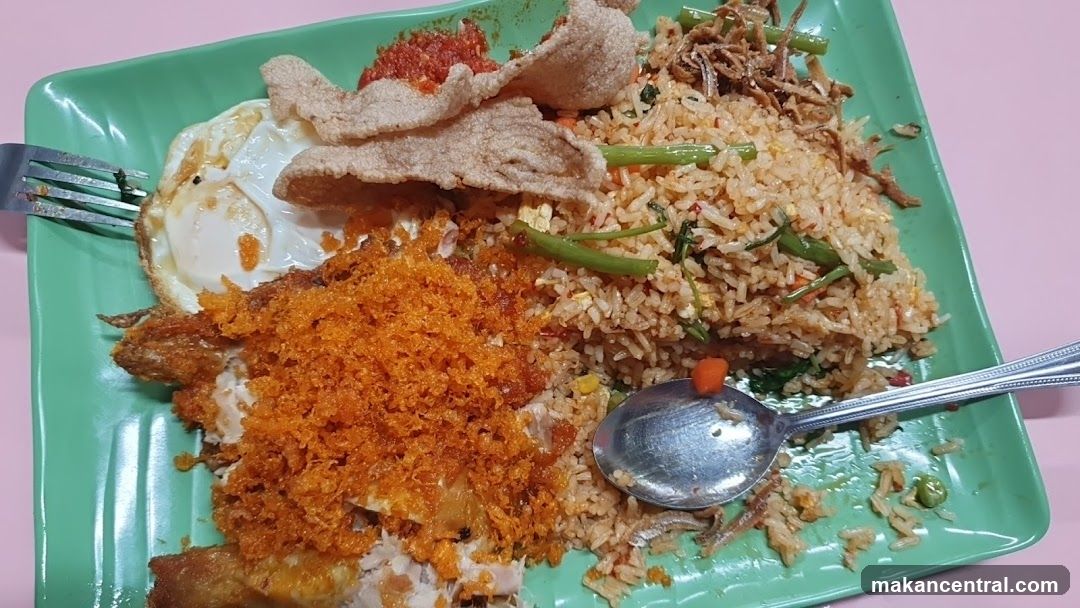 Fried Rice with Chicken and Egg