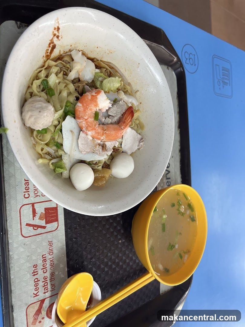 Noodles with Shrimp and Fish Balls