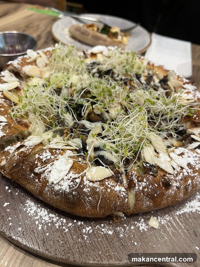 Mushroom and Algae Flatbread