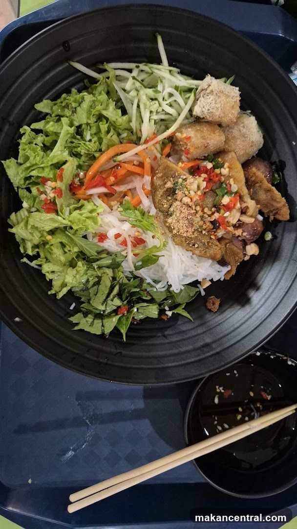 Vietnamese Noodle Bowl