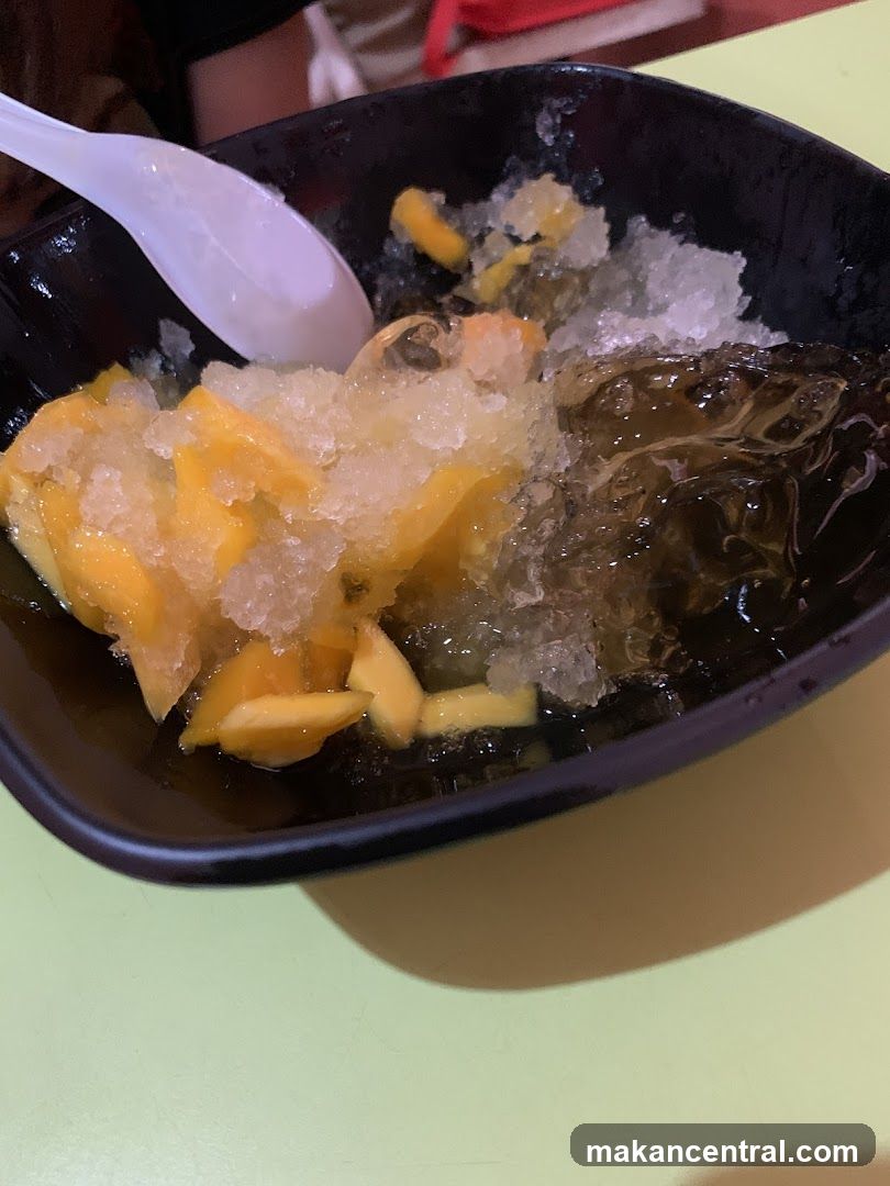 Mango Grass Jelly Dessert