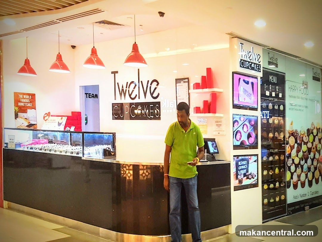 Twelve Cupcakes