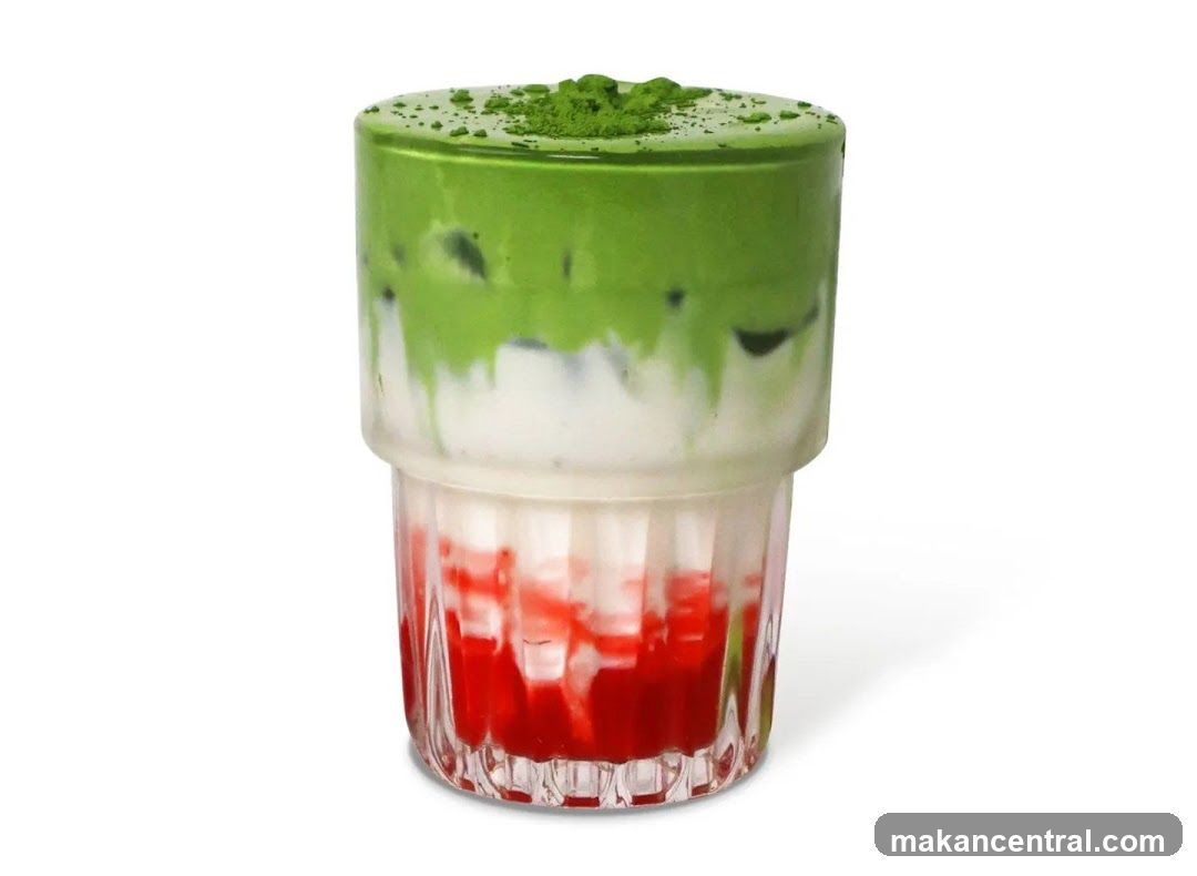 Matcha and Strawberry Drink