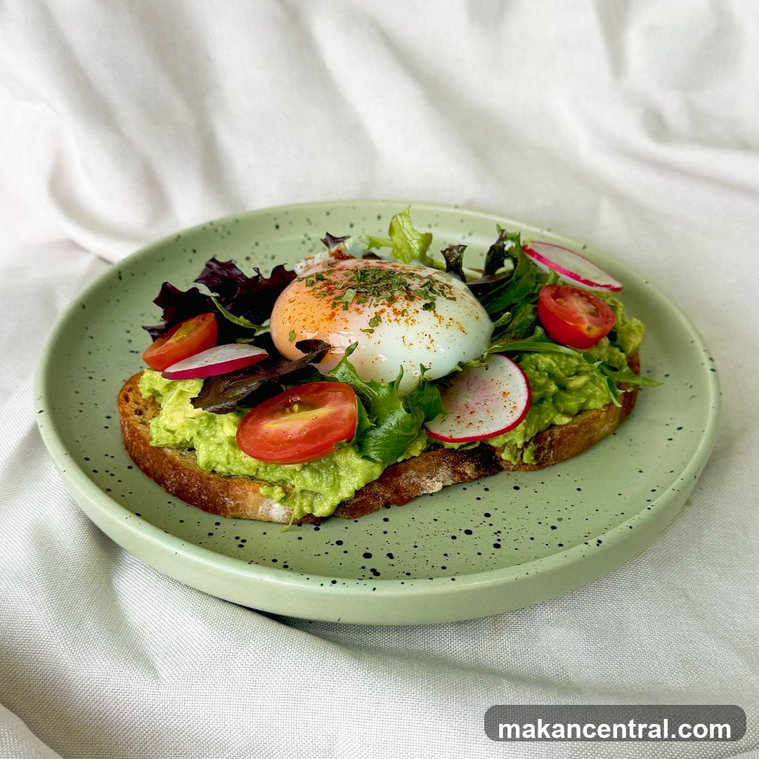 Avocado Toast with Poached Egg