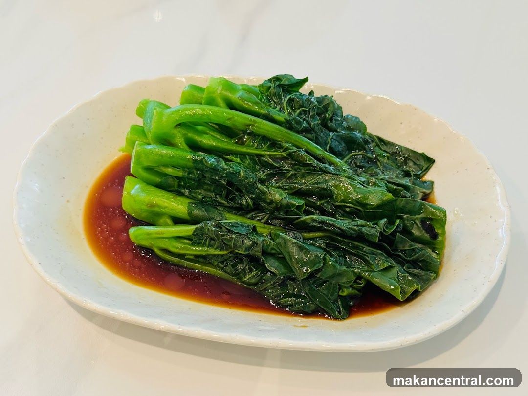Steamed Gai Lan with Oyster Sauce
