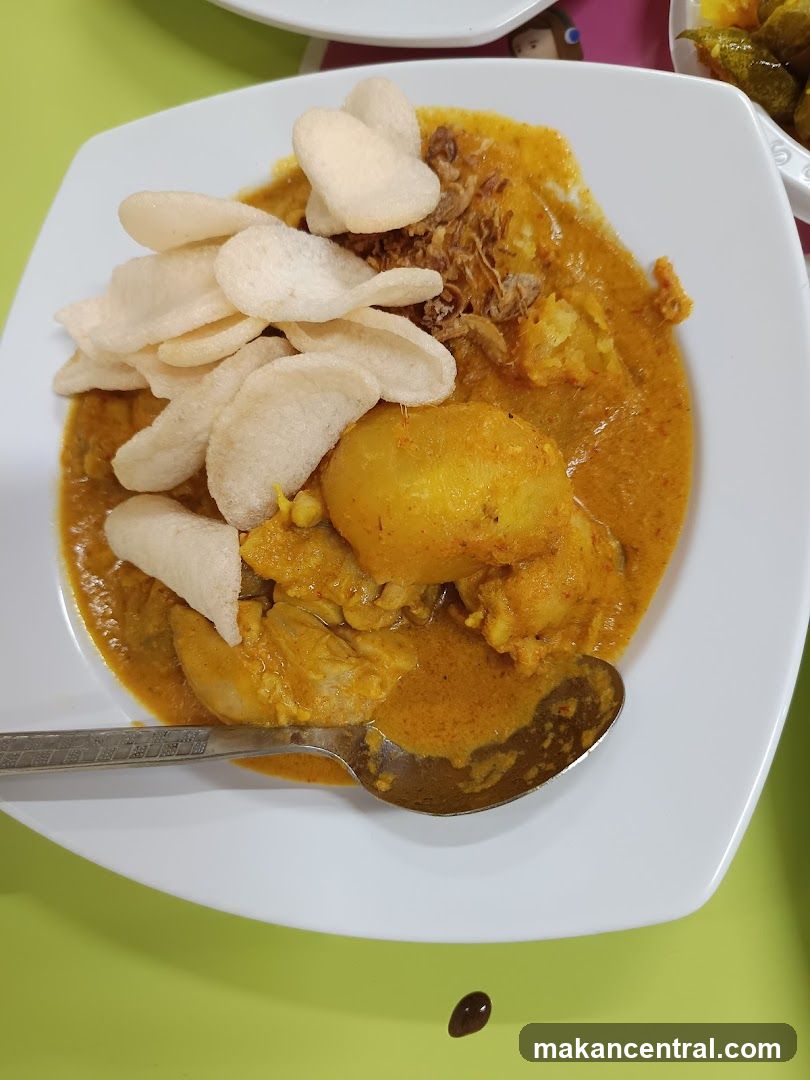 Chicken Curry with Crackers