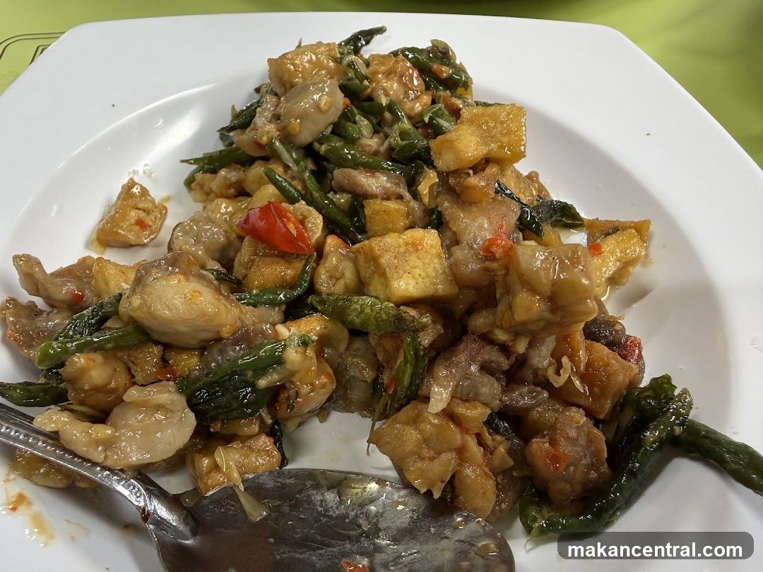 Stir-fried Tofu and Green Beans