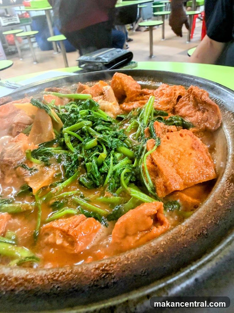 Claypot Dish with Water Spinach and Tofu