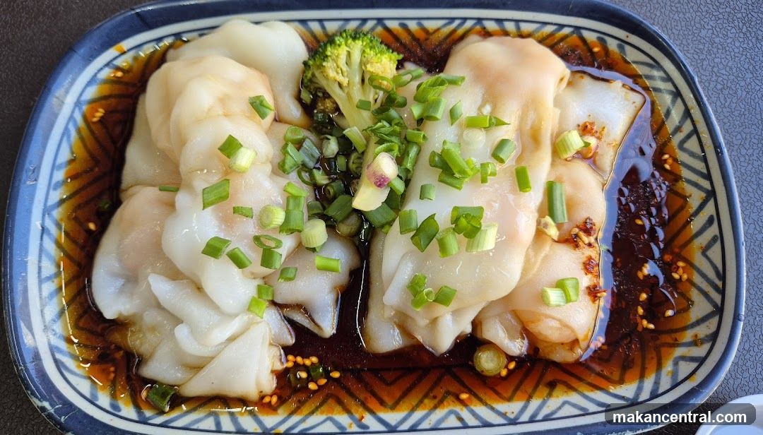 Wontons in Chili Oil