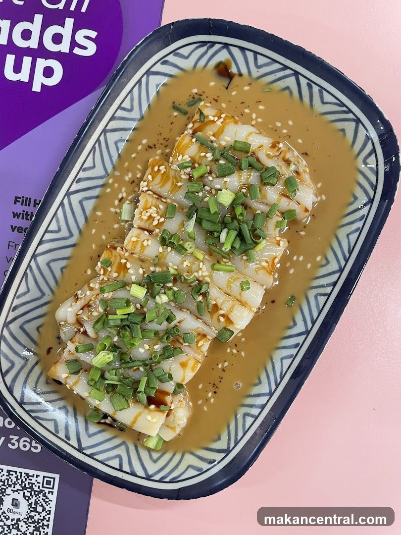 Noodles with Sauce and Sesame Seeds