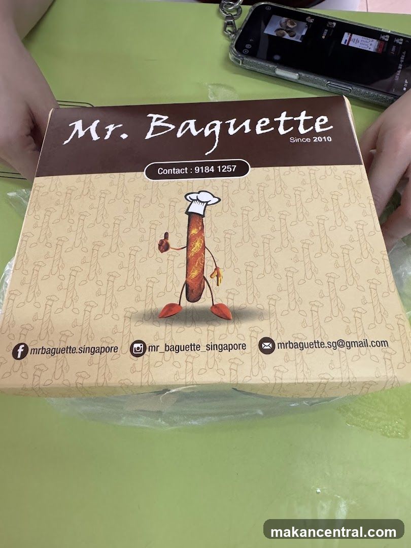 Mr. Baguette Box