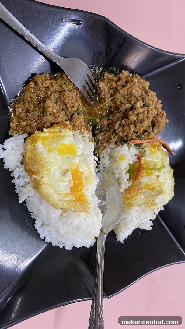 Minced Meat with Rice and Fried Egg