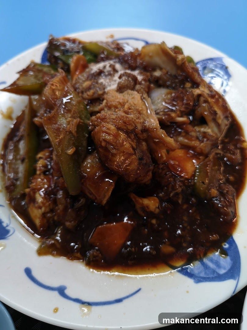 Stir-fried dish with sauce