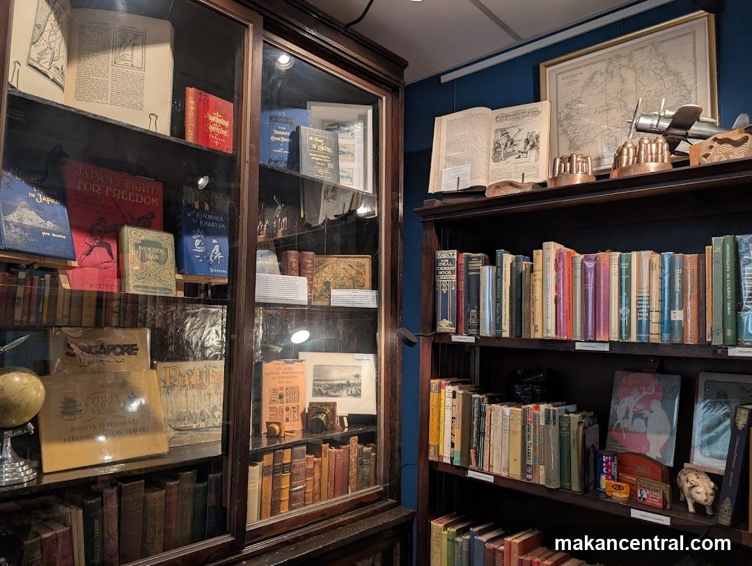 Books and Collectibles Display