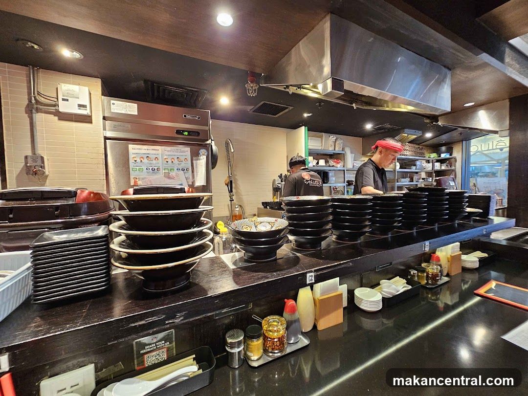 Restaurant Kitchen Counter