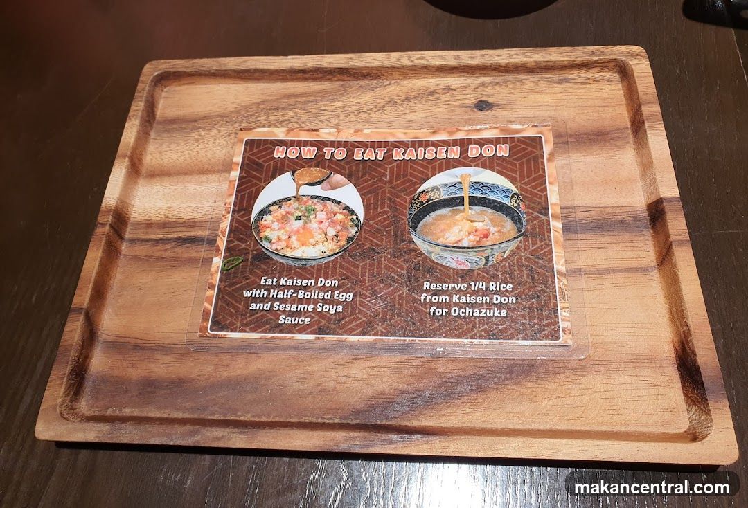 How to Eat Kaisen Don