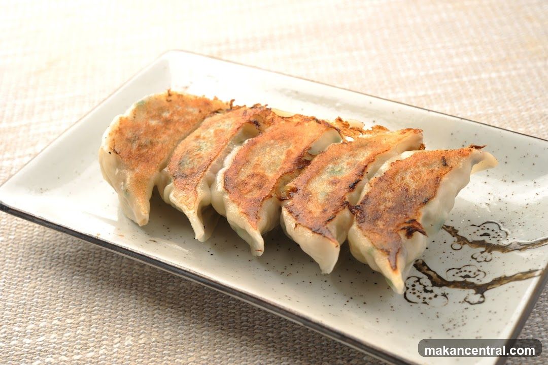 Pan-fried dumplings