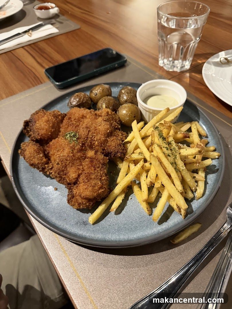 Breaded Chicken with Fries and Potatoes