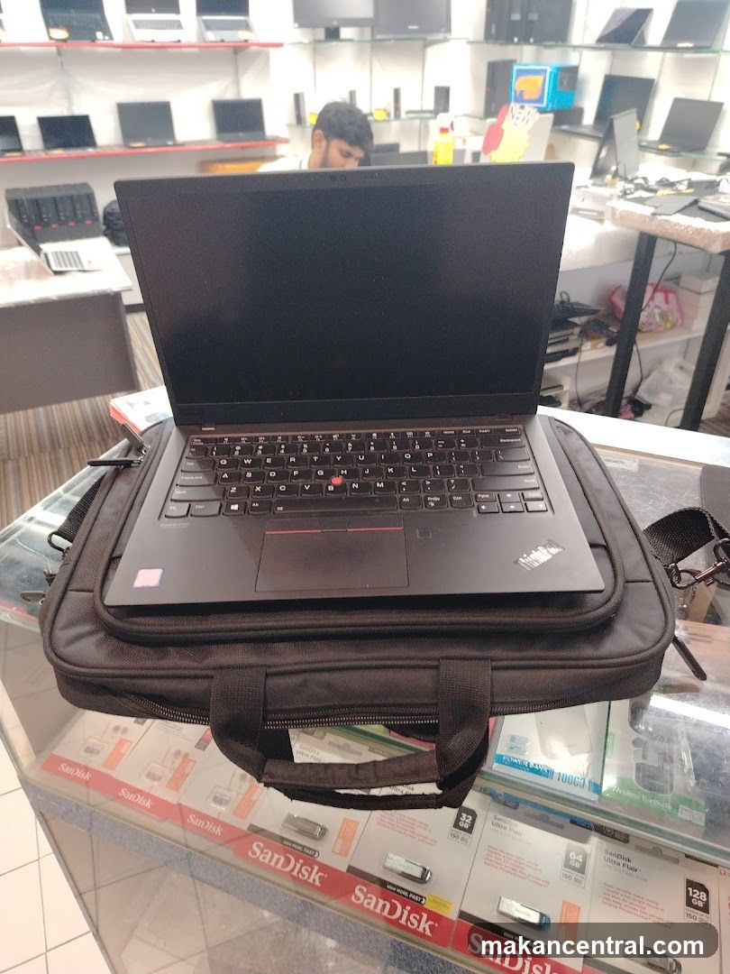 Laptop and Accessories Display