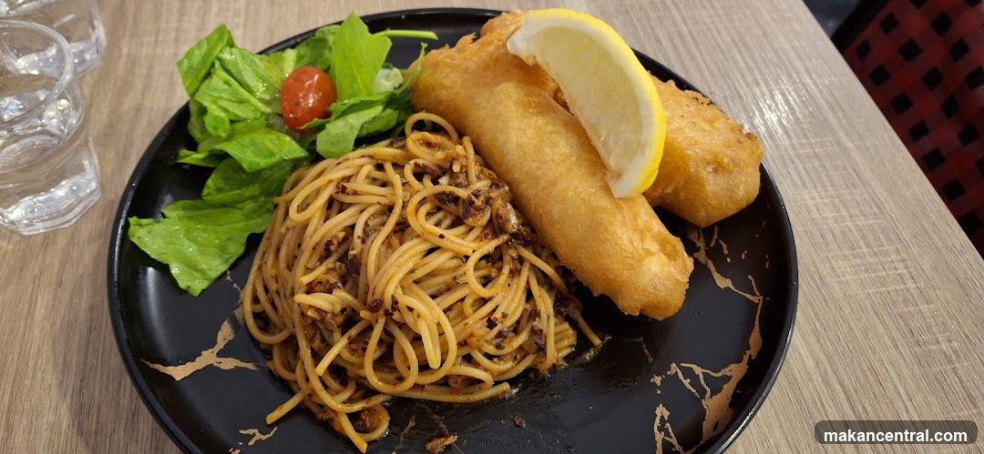 Fish and Chips with Spaghetti